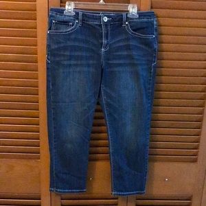 *EUC INC Stretch Cropped Jeans - 12